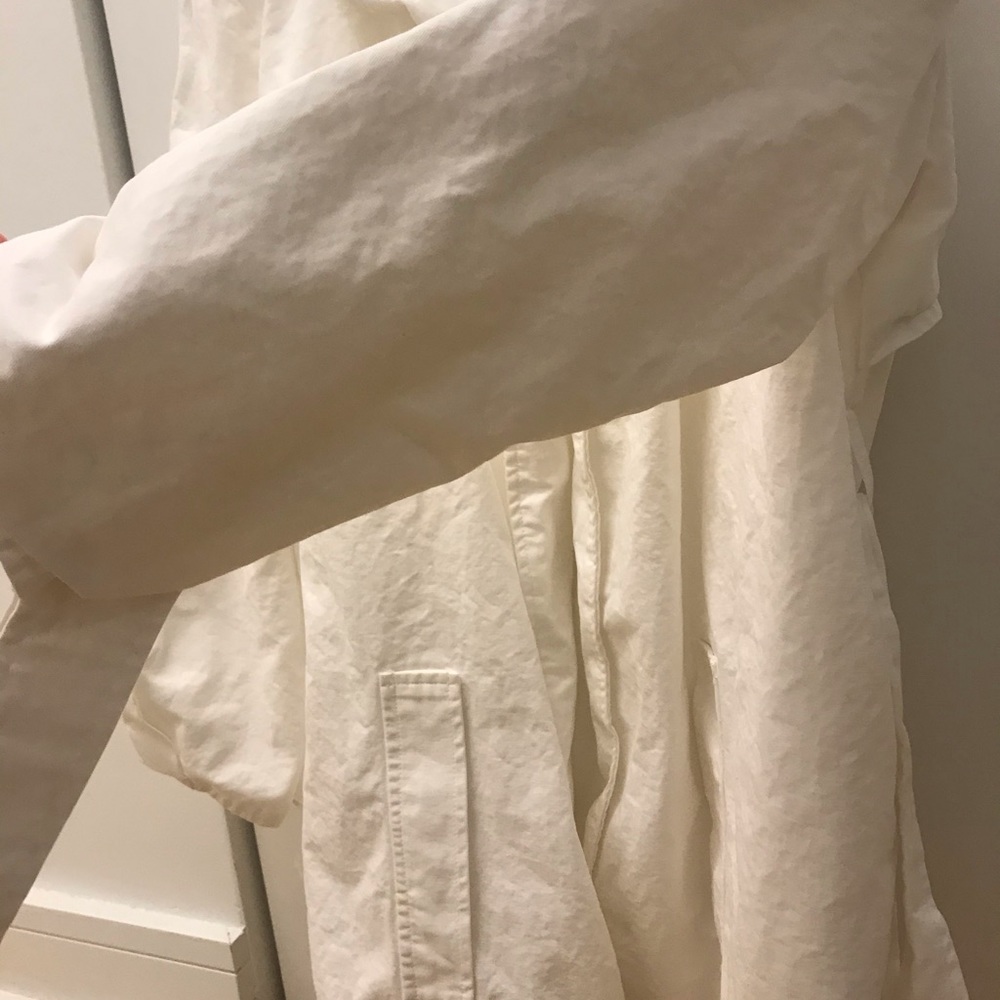 white coat - Picture 3 of 4
